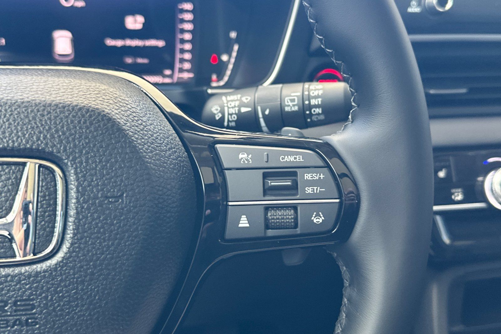 New 2026 Honda Pilot Touring image 32