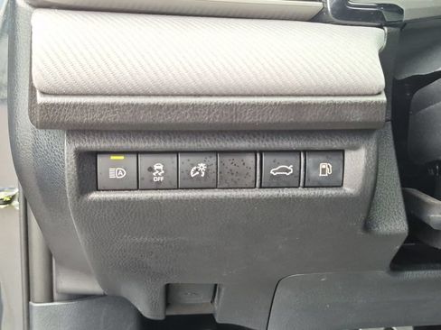 Used 2025 Toyota Camry SE w/ Multimedia Upgrade Package FWD image 20