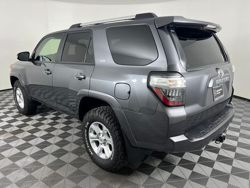 Used 2020 Toyota 4Runner SR5 Premium AWD/4WD image 10