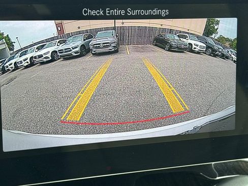 Used 2020 Mercedes-Benz GLC 300 image 25