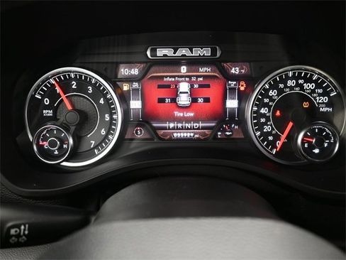 Used 2022 RAM 1500 Big Horn image 13