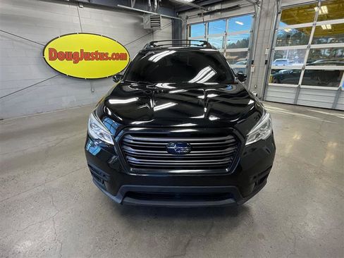 Used 2019 Subaru Ascent Limited image 8