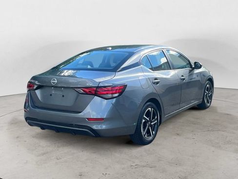 Used 2024 Nissan Sentra SV FWD image 5