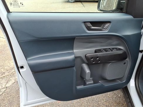 New 2026 Ford Maverick Lariat w/ Black Appearance Package image 18