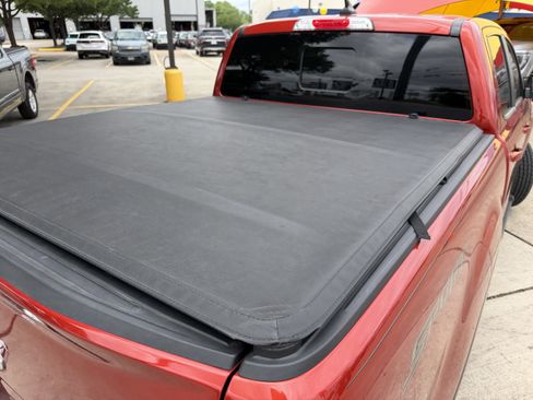 Used 2019 Ford Ranger Lariat w/ Equipment Group 501A Mid RWD image 8