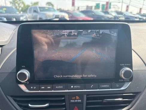 Used 2020 Nissan Altima 2.5 S FWD image 12