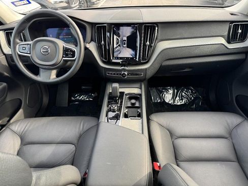 Certified 2025 Volvo XC60 B5 Plus image 12
