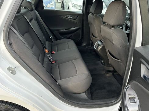 Used 2020 Chevrolet Malibu LT image 11