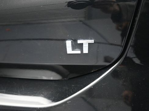 Used 2021 Chevrolet Equinox LT w/ LPO, Floor Liner Package image 42