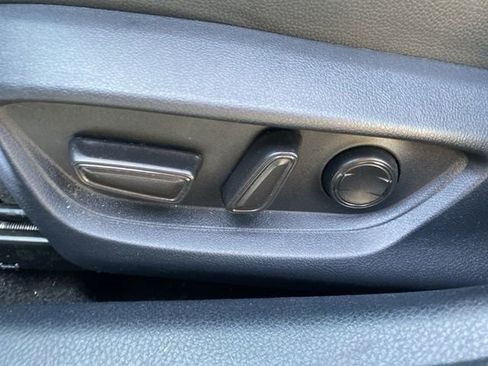 Used 2025 Toyota Camry XSE FWD image 29