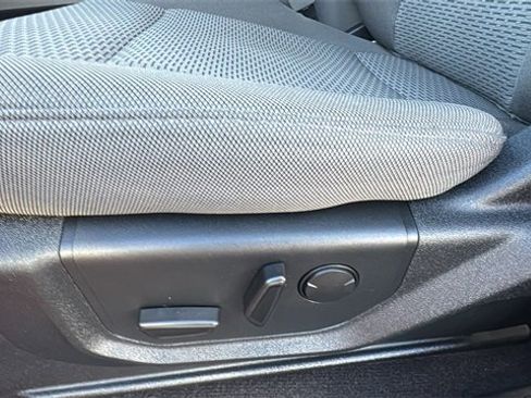 Certified 2019 Ford F150 XLT w/ Equipment Group 302A Luxury image 8