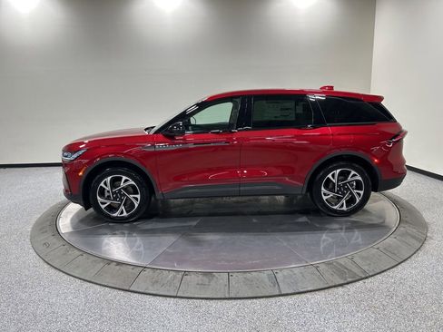 New 2026 Lincoln Nautilus Premier w/ Equipment Group 102A AWD/4WD image 9