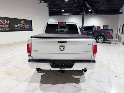 Used 2016 RAM 1500 Laramie w/ Convenience Group AWD/4WD image 9