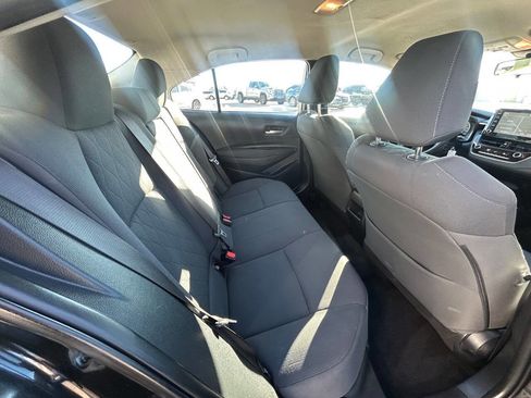 Used 2020 Toyota Corolla LE image 10