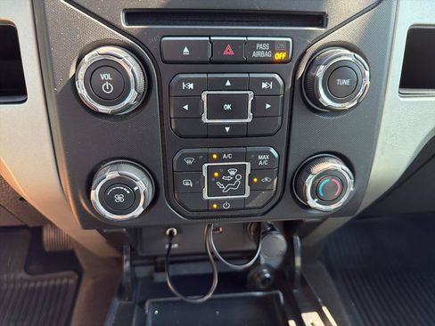 Used 2013 Ford F150 XLT w/ XLT Convenience Pkg AWD/4WD image 15