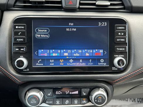 Used 2024 Nissan Versa SR FWD image 25