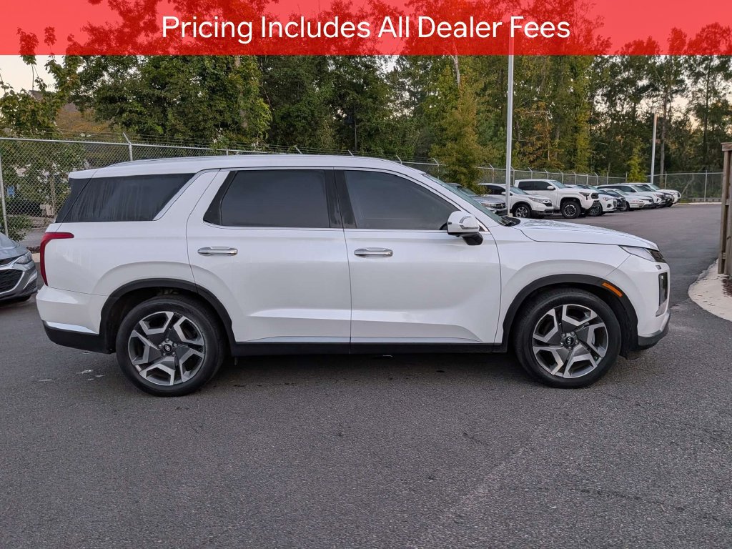Used 2024 Hyundai Palisade Limited FWD image 3