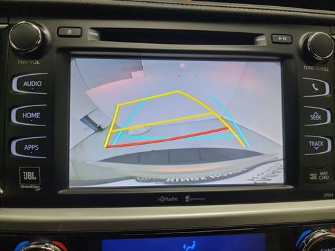 Used 2015 Toyota Highlander Limited image 23