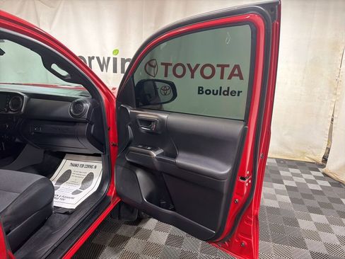 Used 2023 Toyota Tacoma TRD Off-Road image 10