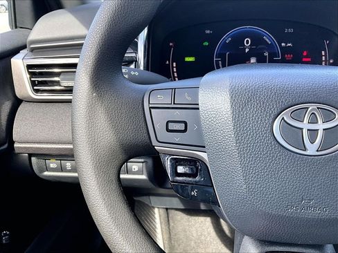 Used 2026 Toyota Camry LE FWD image 23