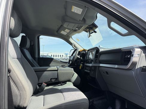 Used 2023 Ford F150 XLT w/ Trailer Tow Package image 12