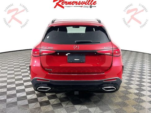 Used 2025 Mercedes-Benz GLC 300 4MATIC image 6