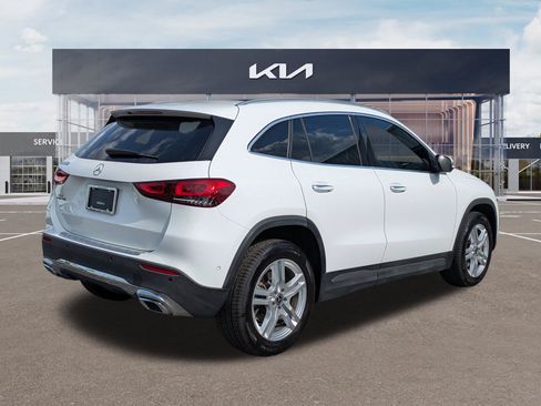 Used 2023 Mercedes-Benz GLA 250 image 4