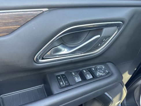 Used 2024 Chevrolet Tahoe High Country image 15