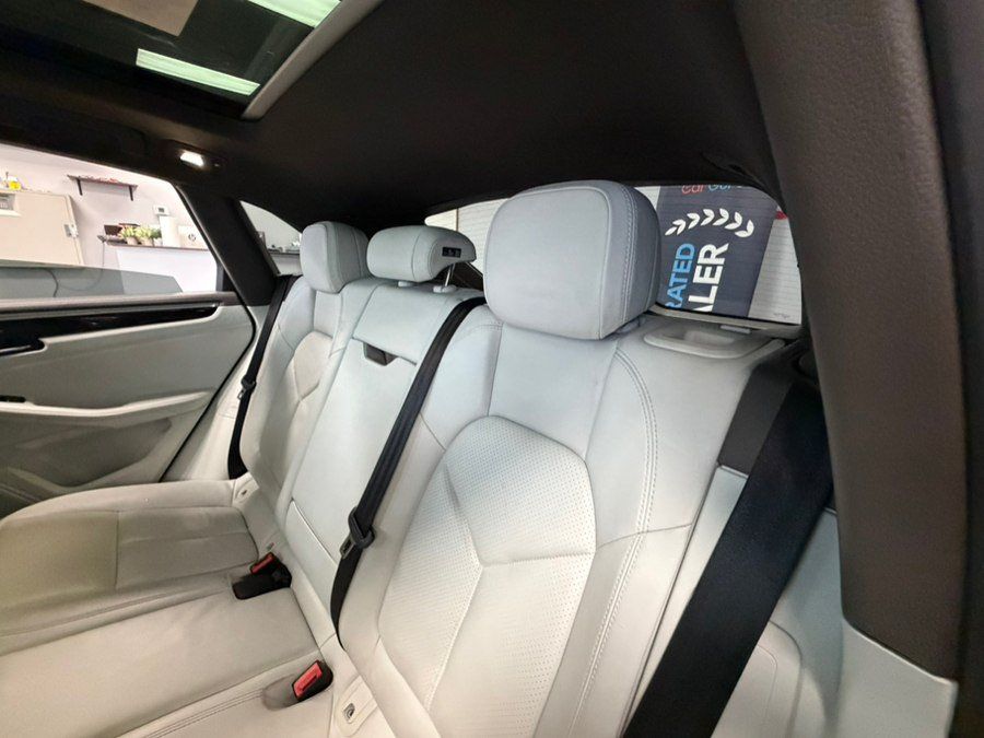 Used 2018 Porsche Macan S AWD/4WD image 28