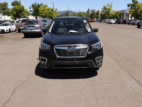 Used 2019 Subaru Forester Limited AWD/4WD image 2
