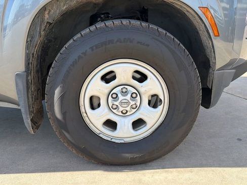 Used 2023 Nissan Frontier S w/ Technology Package image 9