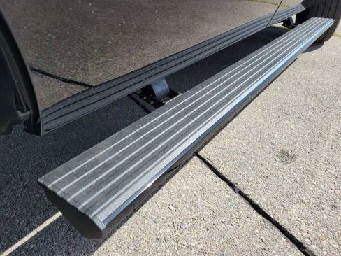 Used 2023 Ford Expedition Max Limited AWD/4WD image 21