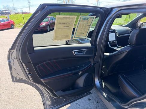 Used 2023 Ford Edge ST-Line AWD/4WD image 25