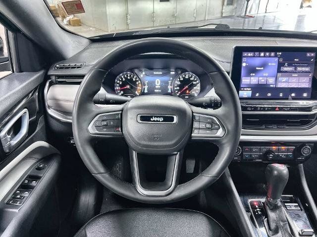 Used 2024 Jeep Compass Limited AWD/4WD image 18