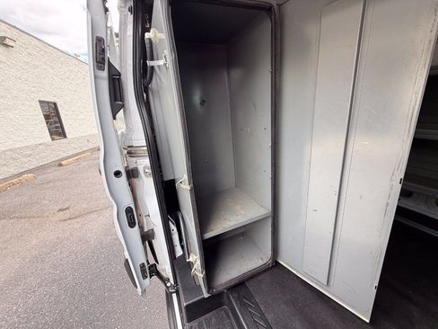 Used 2020 Ford Transit 150 Low Roof RWD image 31