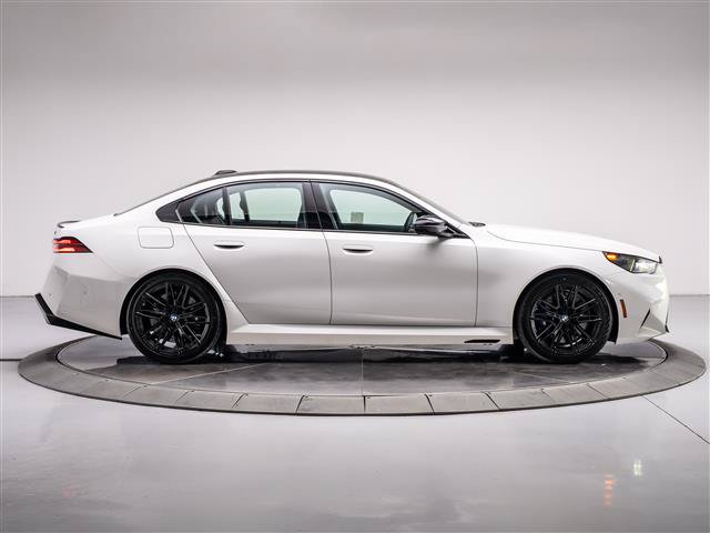 Used 2027 BMW M5 AWD/4WD image 6