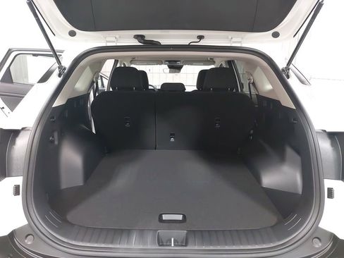 New 2026 Kia Sportage S image 12