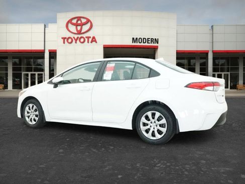New 2026 Toyota Corolla LE FWD image 10