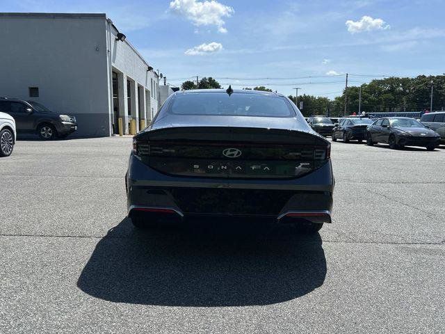 New 2026 Hyundai Sonata SEL FWD image 3