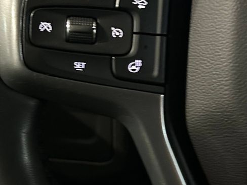 Used 2023 Chevrolet Suburban Premier AWD/4WD image 64
