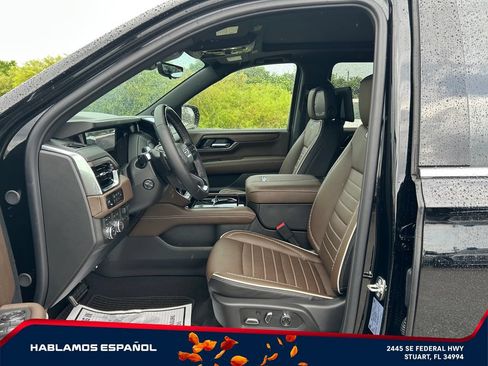 New 2026 GMC Yukon XL Denali Ultimate AWD/4WD image 11