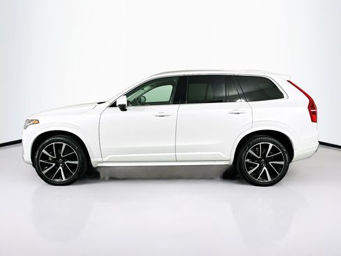 Used 2022 Volvo XC90 T6 Momentum w/ Advanced Package AWD/4WD image 4