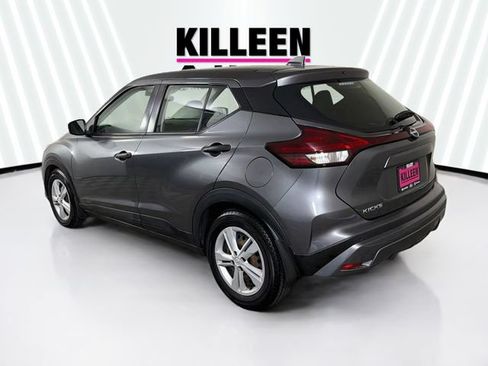 Used 2022 Nissan Kicks S FWD image 5
