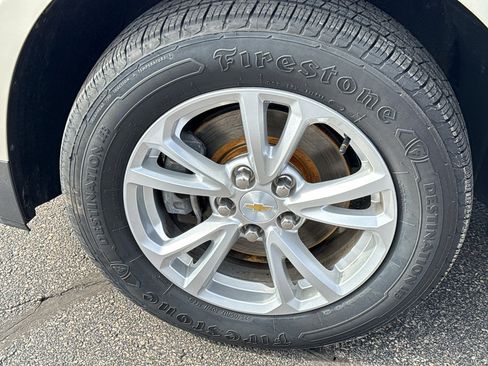 Used 2016 Chevrolet Equinox LT w/ Convenience Package image 9