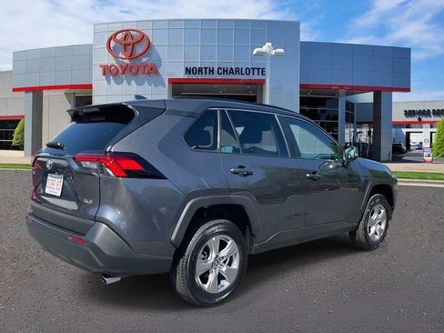 Used 2024 Toyota RAV4 XLE FWD image 5