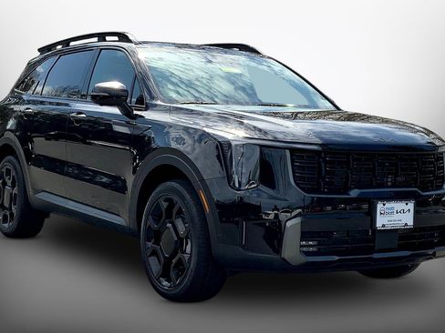 Used 2025 Kia Sorento SX Prestige w/ Olive Brown Leather Package image 3