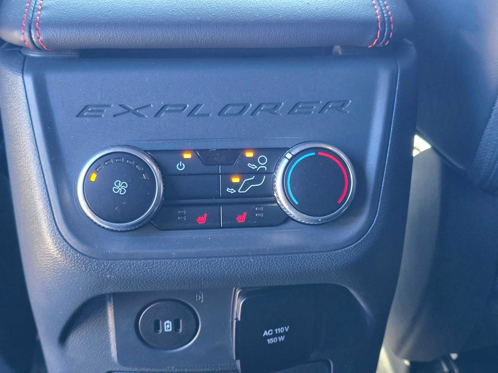 Used 2025 Ford Explorer ST-Line w/ Premium Package AWD/4WD image 19