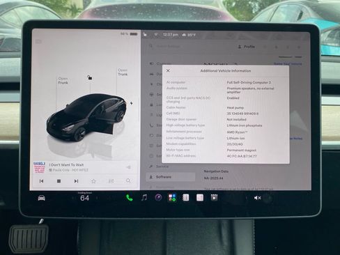 Used 2023 Tesla Model 3 Standard Range RWD image 3