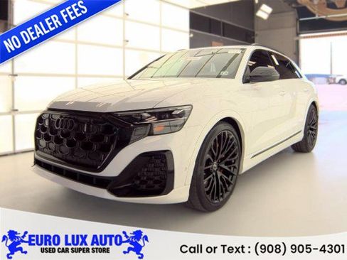 Used 2024 Audi SQ8 Premium Plus w/ S Sport Package AWD/4WD image 1