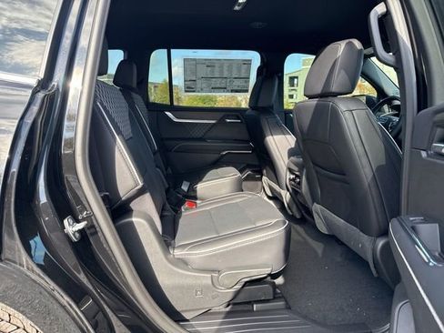 New 2026 GMC Acadia Denali w/ Super Cruise Package image 14